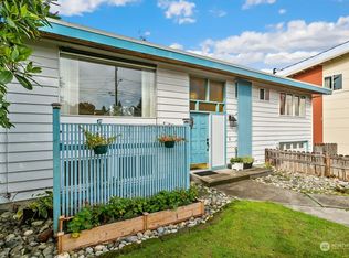 11821 9th Ave SW, Burien, WA 98146