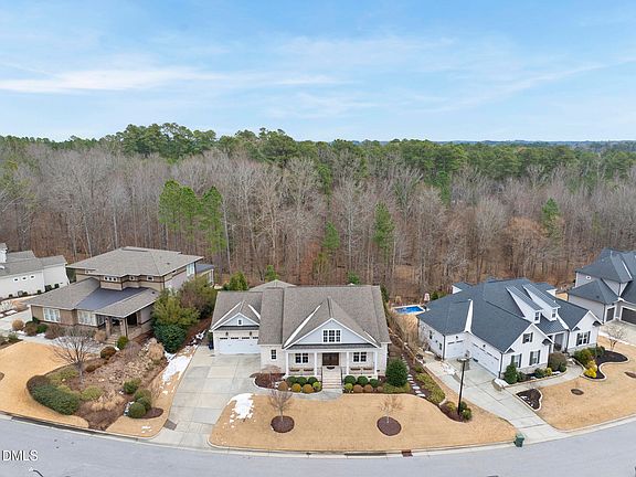 2nd image of 3056 Colmar Manor Dr