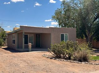1804 Slate Ave NW, Albuquerque, NM 87104