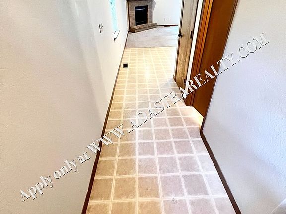 3rd image of 3504 NE Independence Ave