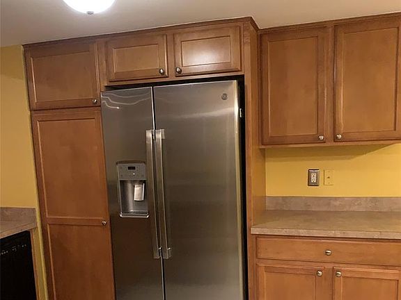 3rd image of 5637 Drake Hollow Dr W #11