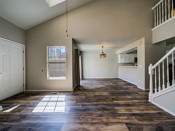 Living room/dining room