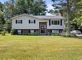 20 Dumas St, Lisbon, ME 04252