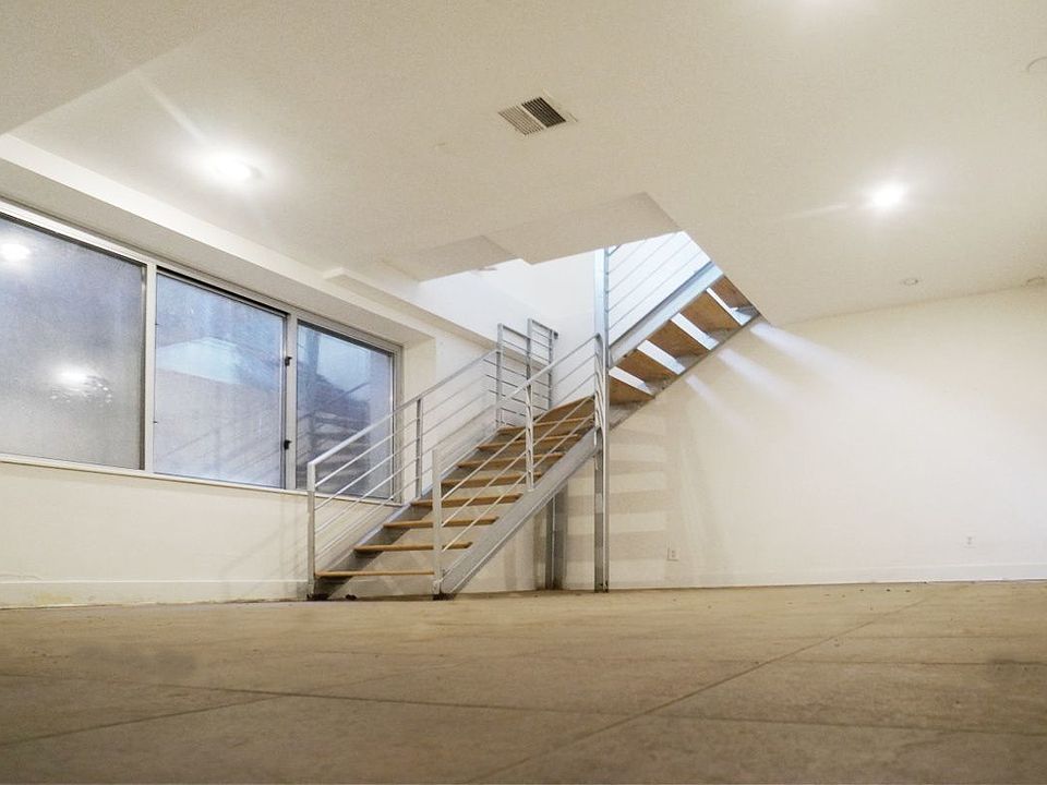 1st image of 160 Scholes St APT 1A