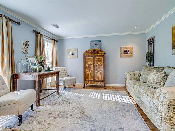 5th image of 2273 Glenbar Dr