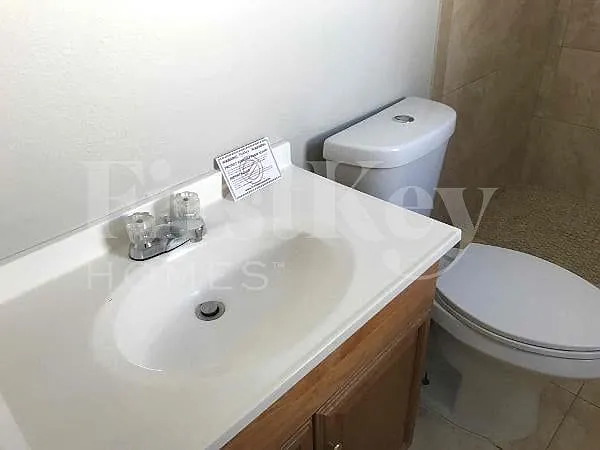 2224 E Hanna Ave — Photo 12