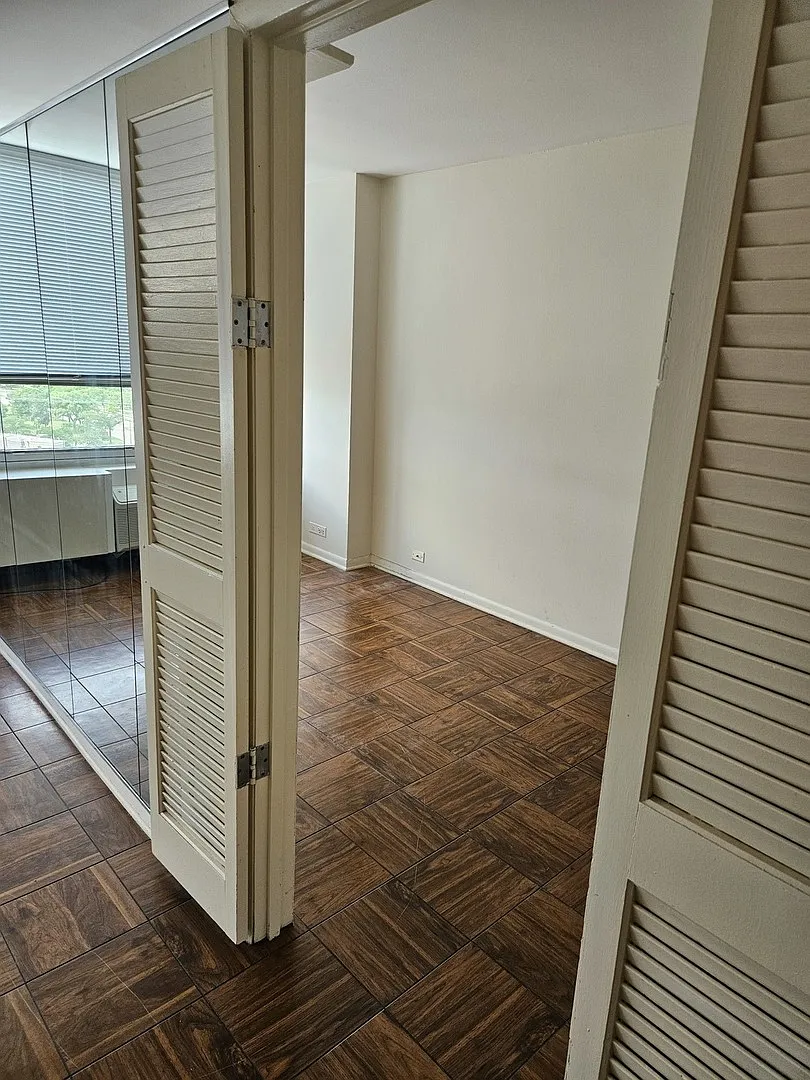 Studio, 500 sqft, $1,400 — Photo 4