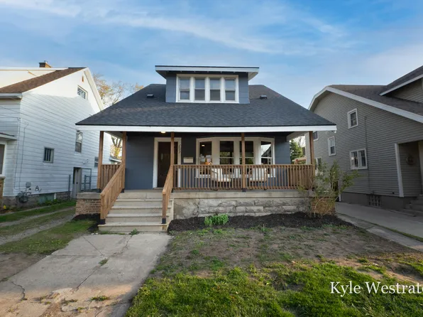1047 Fountain St NE, Grand Rapids, MI 49503
