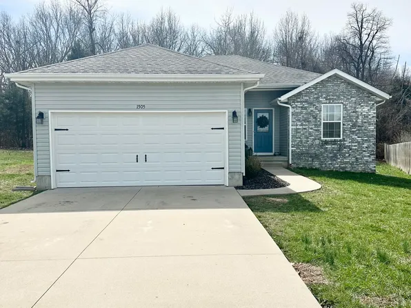 1505 W Brook Street, Marshfield, MO 65706