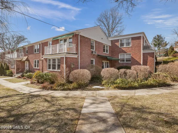 30 Putnam Park #30, Greenwich, CT 06830