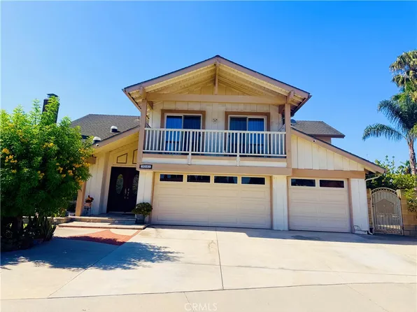 9040 Maza Cir, Fountain Valley, CA 92708