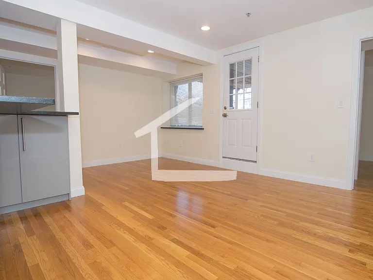 1801 Beacon St #A02 — Photo 8