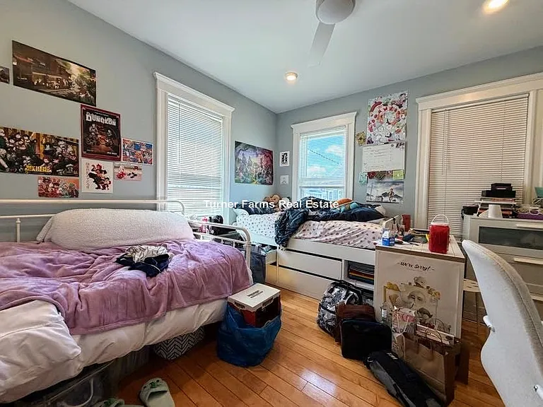 11 Burnham St — Photo 10