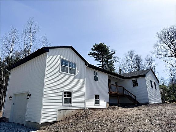 3rd image of 327 Robertson Rd