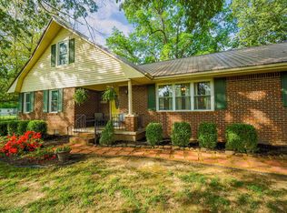 3409 Benton Rd, Paducah, KY 42003