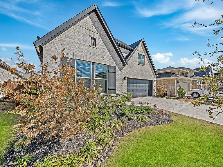 7415 Denali Dr — Photo 3