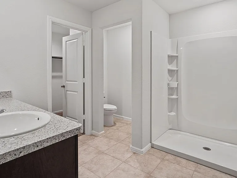 333 Beekeeper Dr — Photo 14