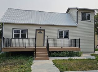 815 3rd Ave S, Glasgow, MT 59230