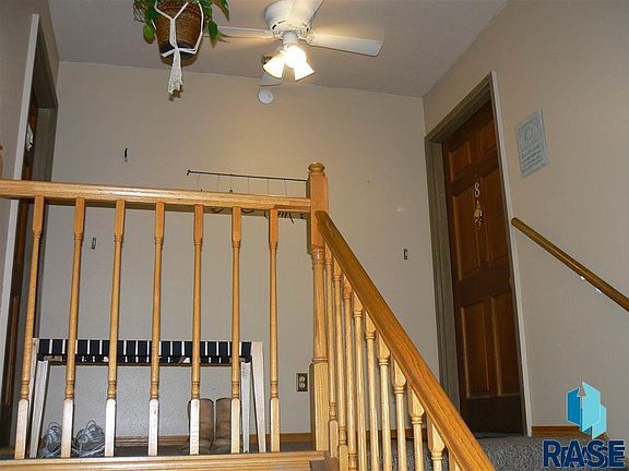4th image of 3005 S Cliff Ave