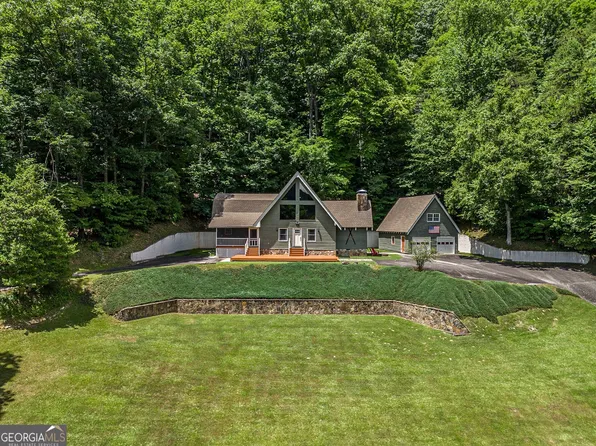 670 Mountainside Dr, Rabun Gap, GA 30568