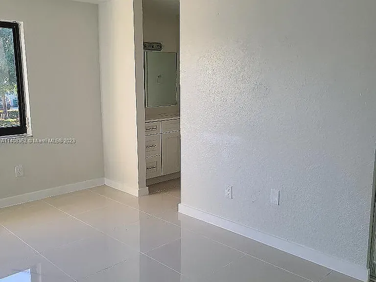 8632 NW 8th St — Photo 8