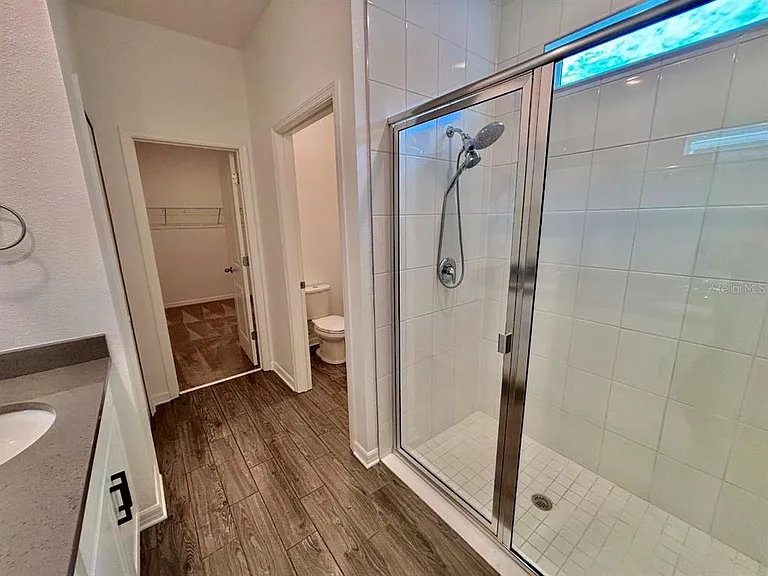 7563 Ashcroft Dr — Photo 9