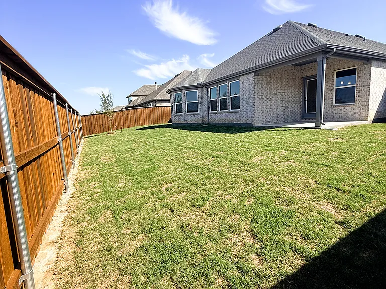 4349 Noble Ln — Photo 21