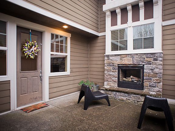 3rd image of 18627 87th Avenue Ct E
