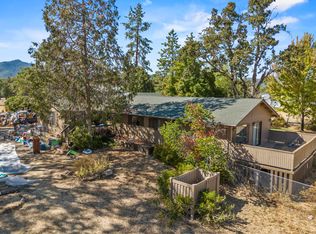 9204 Highway 234, Gold Hill, OR 97525