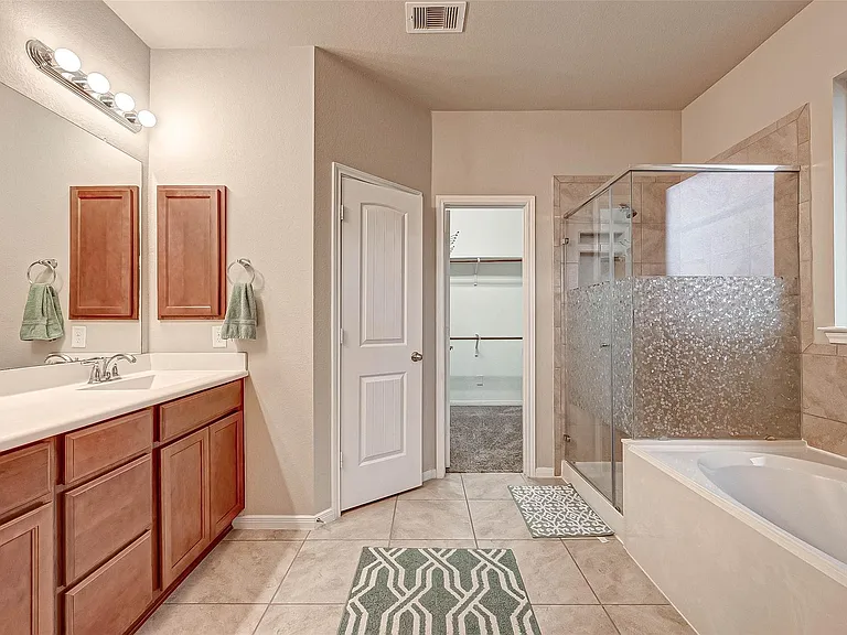 5614 Glenfield Spring Ln — Photo 20