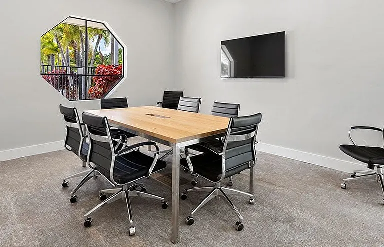 The Avant at Pembroke Pines Apartments — Photo 13