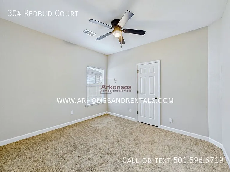 304 Redbud Ct — Photo 12