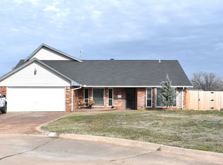 1109 Indian Cir, Enid, OK 73703