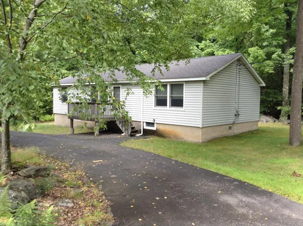 140 Ozark Rd, Tafton, PA 18464
