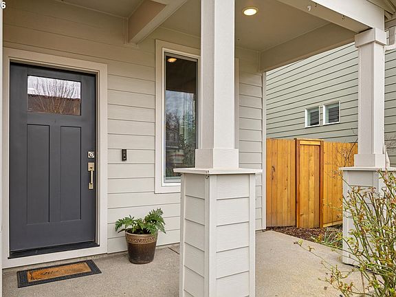 2nd image of 17019 NE 19th Ave