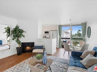 7320 Hawthorn Ave, Los Angeles, CA 90046