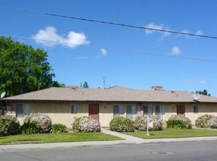 751 10th Ave, Kingsburg, CA 93631