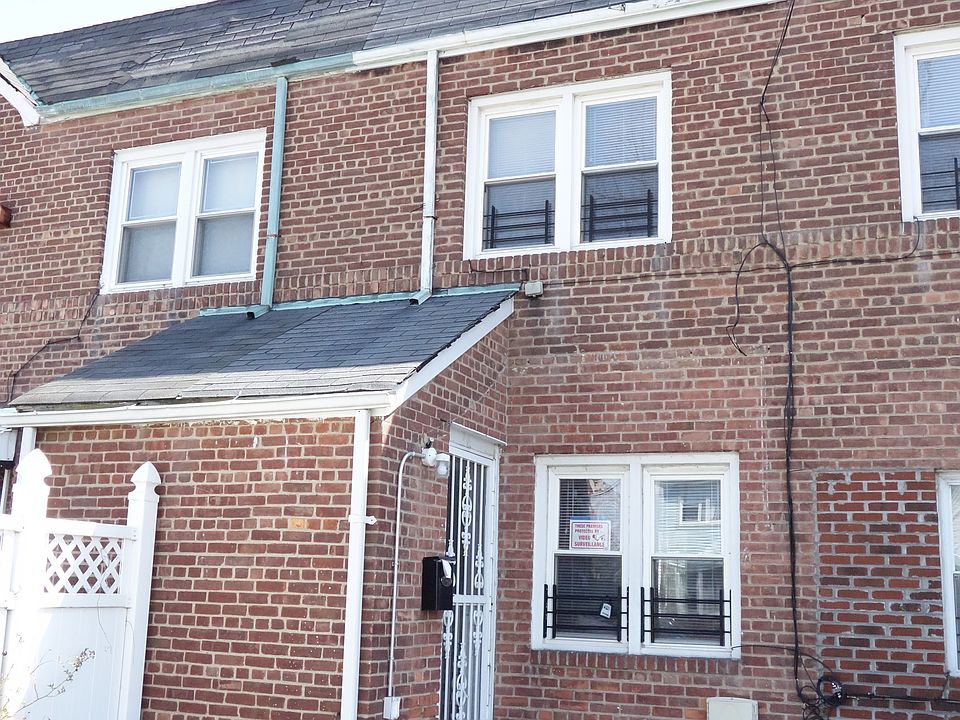 1st image of 13513 224th St #111