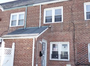 13513 224th St #111, Laurelton, NY 11413