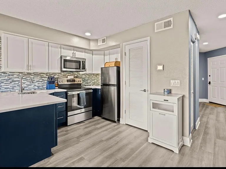 1255 Ponce Island Dr #777 — Photo 1