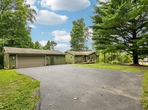 9711 E Myers Rd, Rockville, IN 47872