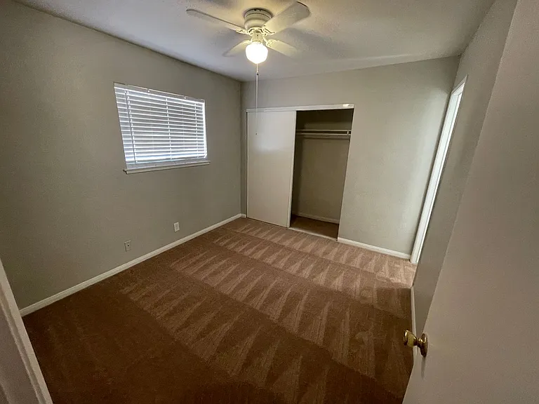 7009 Oakland Cir — Photo 5