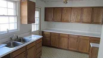 2nd image of 4733 Alamo Dr