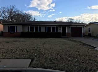 704 Greenway Dr, Hurst, TX 76053