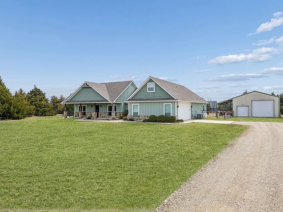 2nd image of 130 Judah Cir