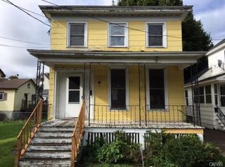 142 E 9th St, Oswego, NY 13126
