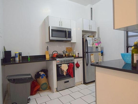 3rd image of 1838 7th Ave APT 11