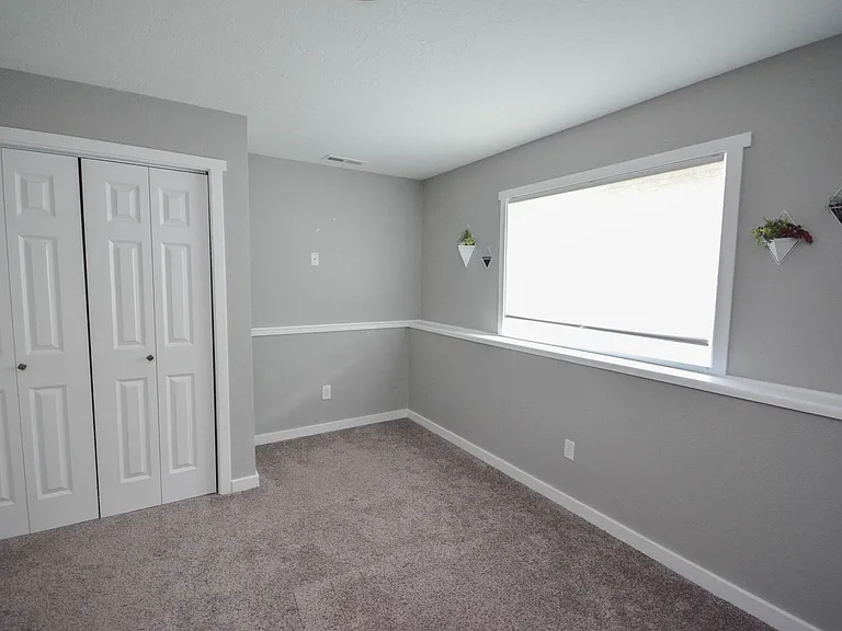 4271 Trumpeter Dr SE — Photo 2