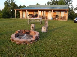 2545 Britt Rd, Lobelville, TN 37097