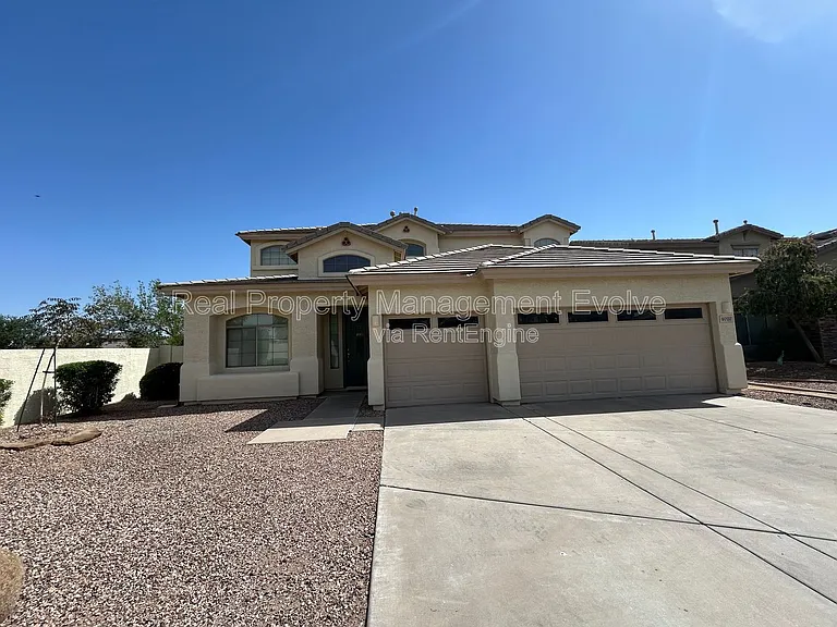 9707 S 45th Ave — Photo 3